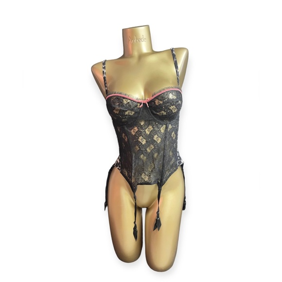 Other - 253.Small 36C Corset Shapewear Lingerie